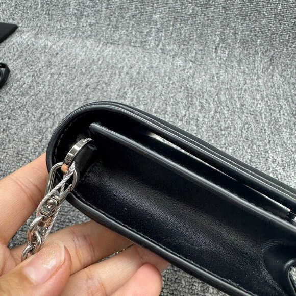 Prada Leather Shoulder Bag 599-081825 - Picture 9 of 13